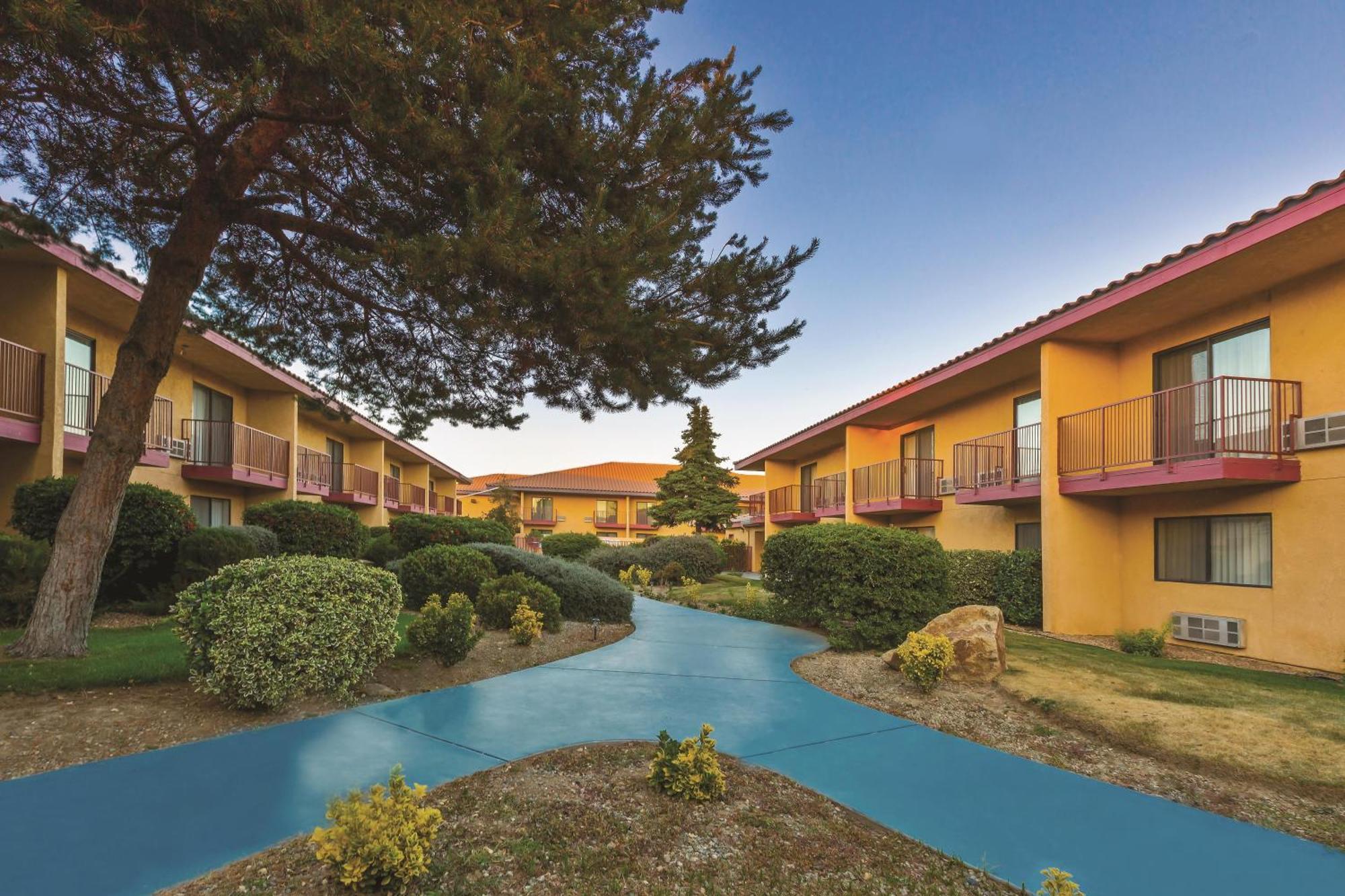 Hotel Baymont By Wyndham Tehachapi Exteriér fotografie