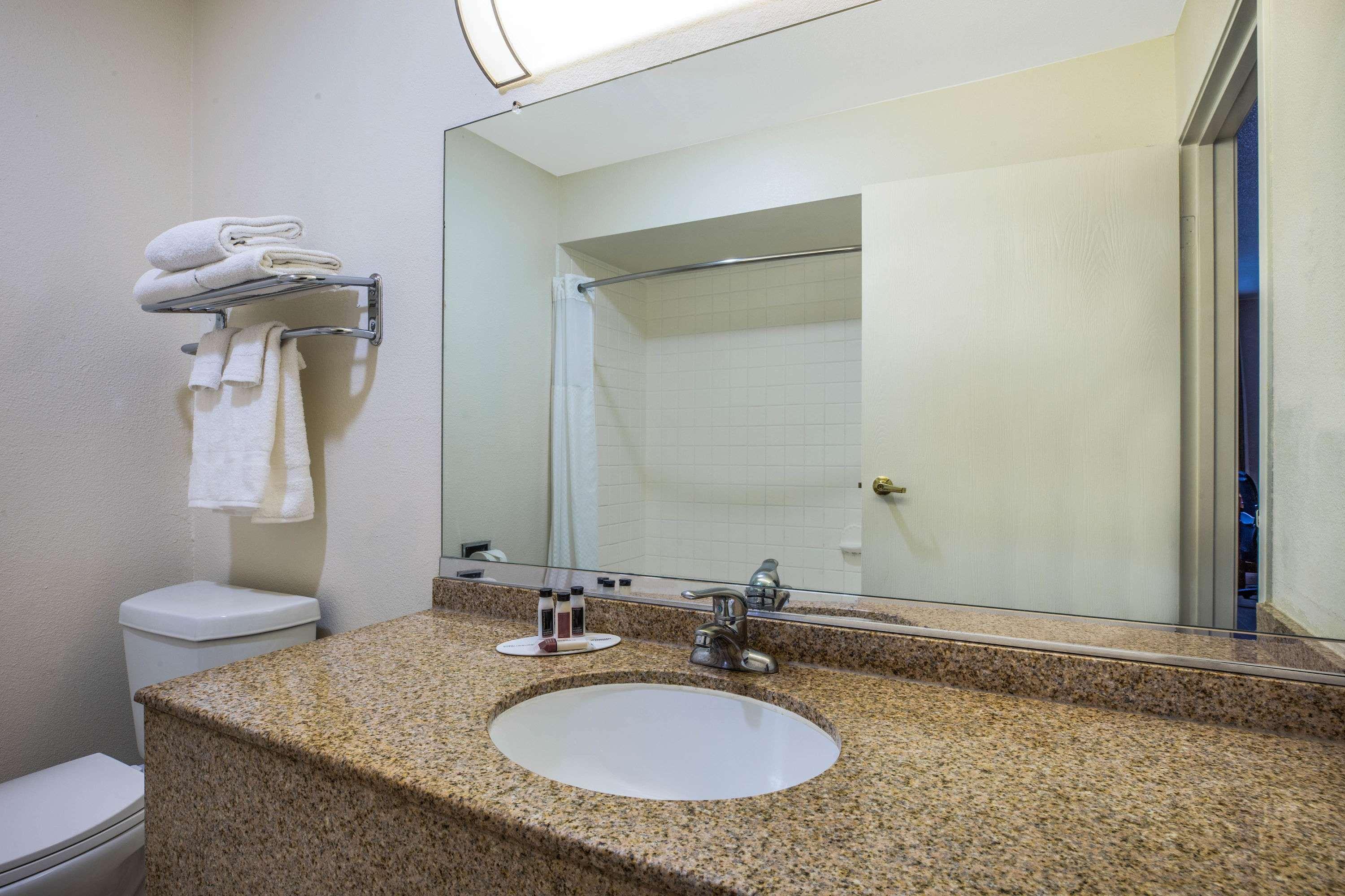 Hotel Baymont By Wyndham Tehachapi Exteriér fotografie