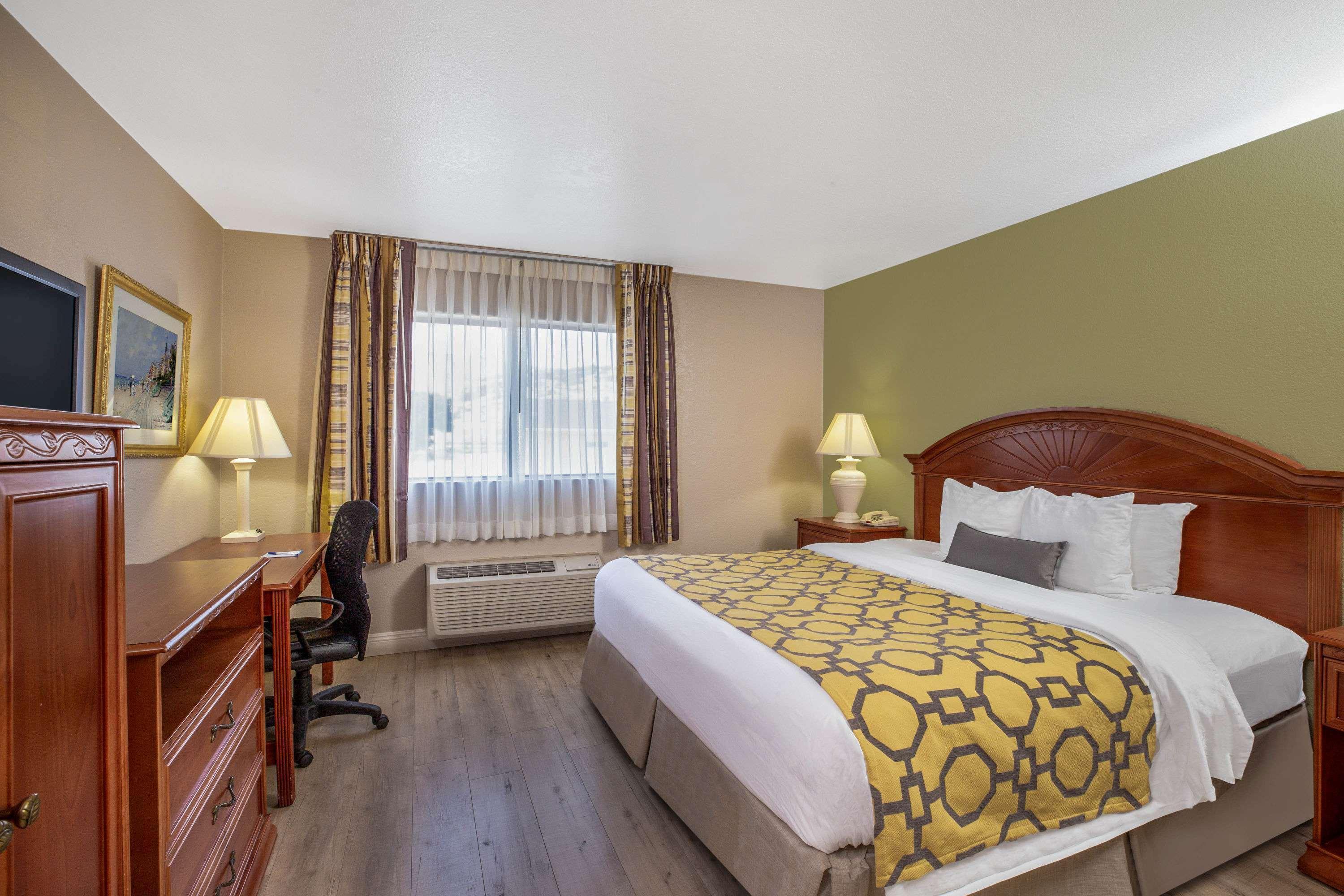 Hotel Baymont By Wyndham Tehachapi Exteriér fotografie