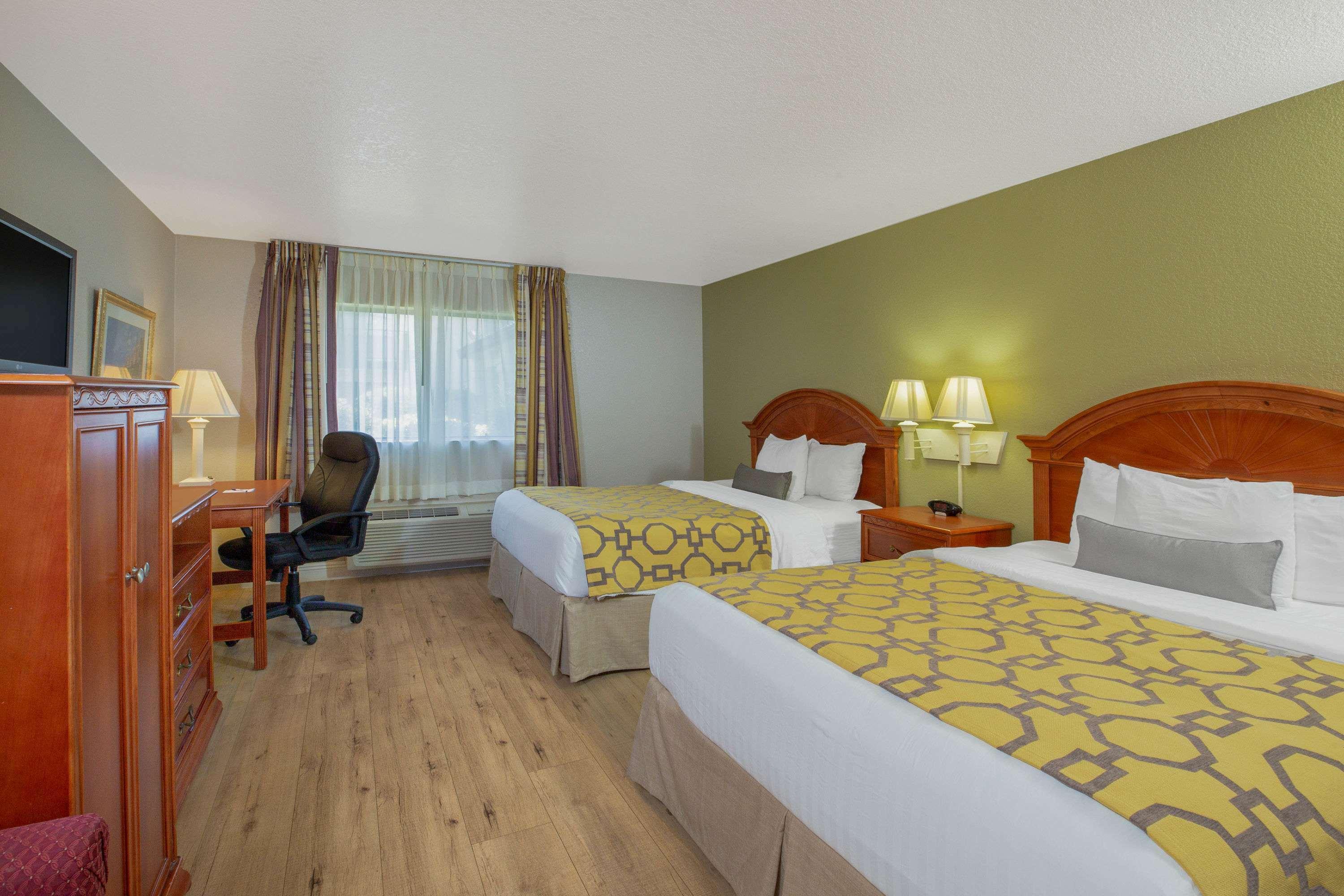 Hotel Baymont By Wyndham Tehachapi Exteriér fotografie